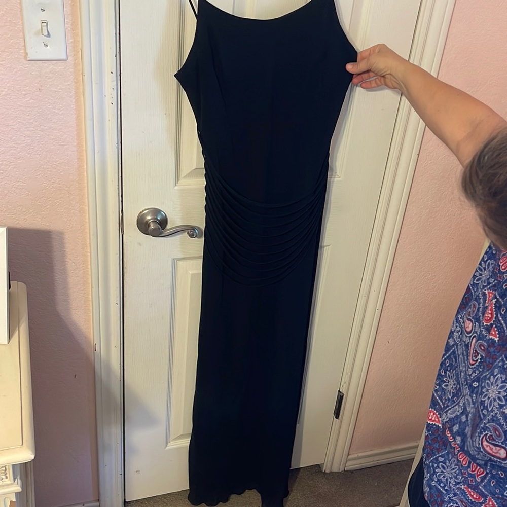 Long sleek contain dress